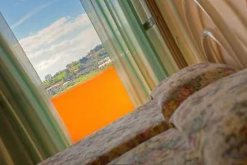 La Ruota Dei Pavoni Hotel 2*