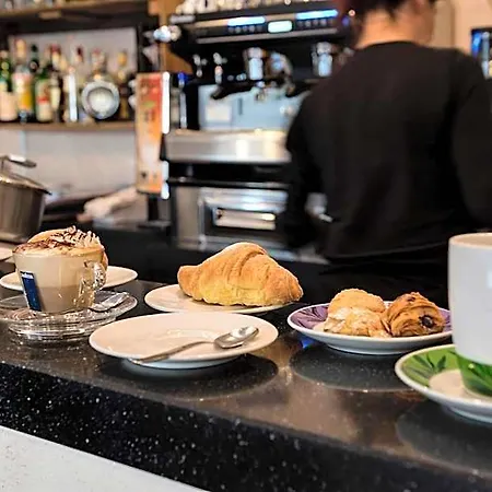 La Ruota Dei Pavoni אוסימו