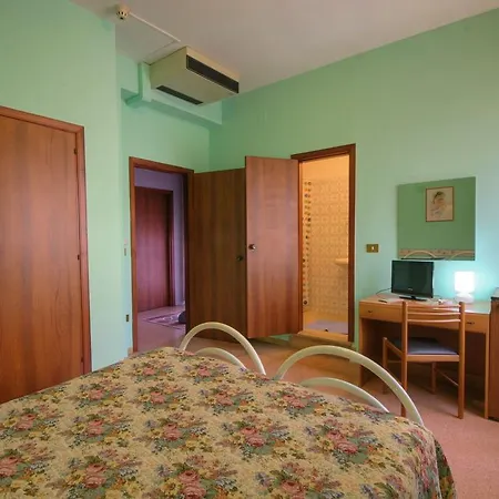 La Ruota Dei Pavoni 2*