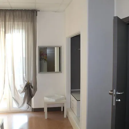 La Ruota Dei Pavoni מלון אוסימו